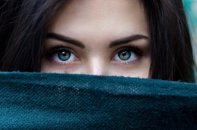 Technologia Zintegrowanej Łzy – kiedy soczewki udają Twoje oczy